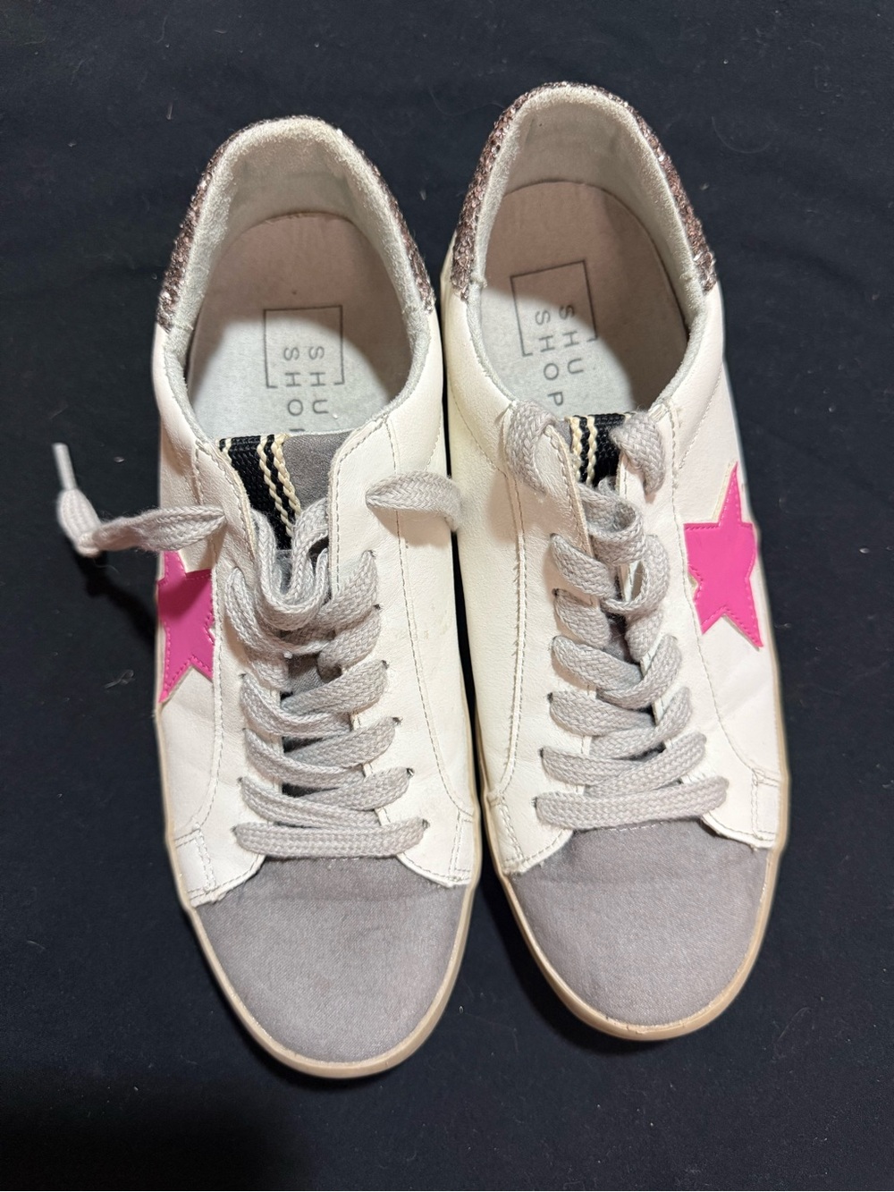 ShuShop ‘Paris’ Cream Sneakers with Pink Star Accent